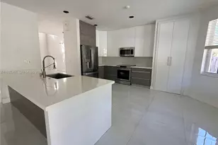 1570 Elm Grove Rd, Weston, FL 33327 - Photo 7