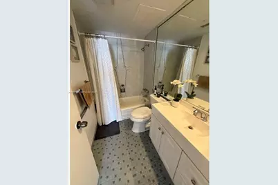 [Address not provided], Miami, FL 33131 - Photo 11