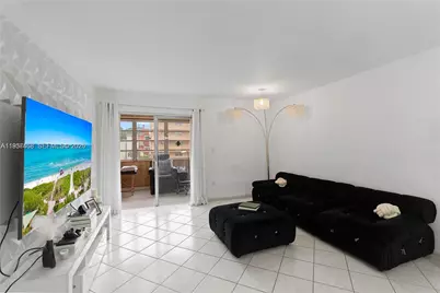 1810 W 56th St #3223, Hialeah, FL 33012 - Photo 5