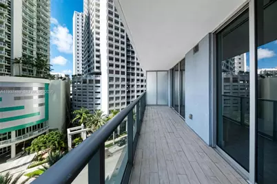 1300 Brickell Bay Dr #704, Miami, FL 33131 - Photo 3