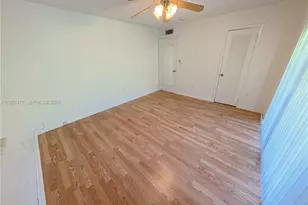 5401 SW 77th Ct, Miami, FL 33155 - Photo 5