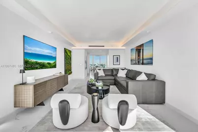 300 S Pointe Dr #1404, Miami Beach, FL 33139 - Photo 3