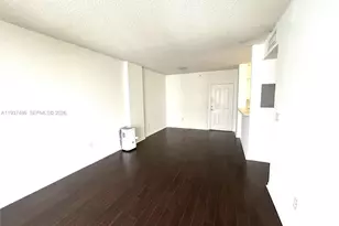 5091 NW 7th St, Miami, FL 33126 - Photo 3