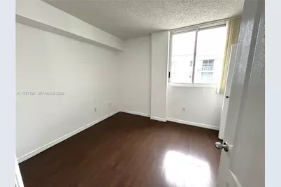 5091 NW 7th St #PH-10, Miami, FL 33126 - Photo 9