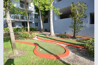 5091 NW 7th St #PH-10, Miami, FL 33126 - Photo 15