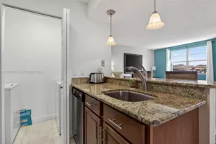 1249 SW 46th Ave, Pompano Beach, FL 33069 - Photo 11