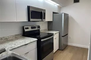 8580 SW 212th St, Cutler Bay, FL 33189 - Photo 3