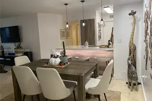 620 SW 111th Ave, Pembroke Pines, FL 33025 - Photo 3