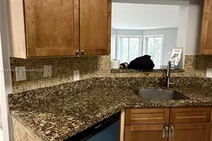 2642 NW 33rd St, Oakland Park, FL 33309 - Photo 13