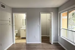 2642 NW 33rd St, Oakland Park, FL 33309 - Photo 21