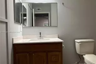 2642 NW 33rd St, Oakland Park, FL 33309 - Photo 33