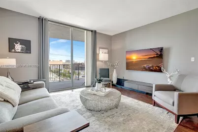 140 S Dixie Hwy #619, Hollywood, FL 33020 - Photo 1