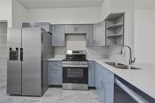 810 NE 212th Terrace, Miami, FL 33179 - Photo 11
