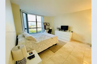 3600 Mystic Pointe Dr #1710, Aventura, FL 33180 - Photo 5