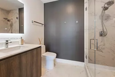 17550 Collins Ave #905, Sunny Isles Beach, FL 33160 - Photo 19