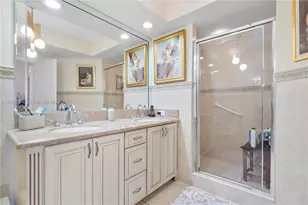 20281 E Country Club Dr, Aventura, FL 33180 - Photo 23