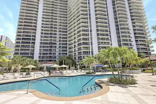 20281 E Country Club Dr, Aventura, FL 33180 - Photo 33