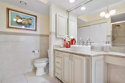 20281 E Country Club Dr #604, Aventura, FL 33180 - Photo 25