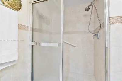 20281 E Country Club Dr #604, Aventura, FL 33180 - Photo 27