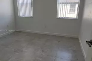 2685 SE 13th St, Homestead, FL 33035 - Photo 9