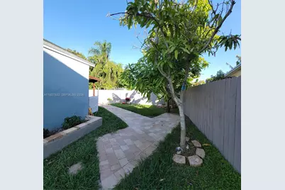 22225 SW 100th Ave, Cutler Bay, FL 33190 - Photo 41
