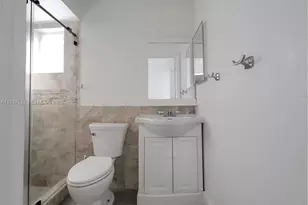 22225 SW 100th Ave, Cutler Bay, FL 33190 - Photo 17