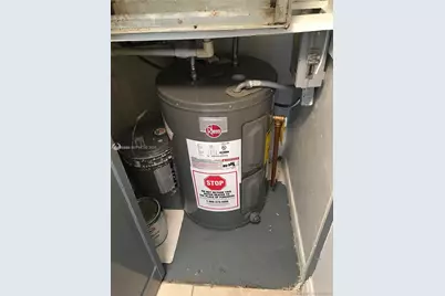 1801 S Treasure Dr #124, North Bay Village, FL 33141 - Photo 11