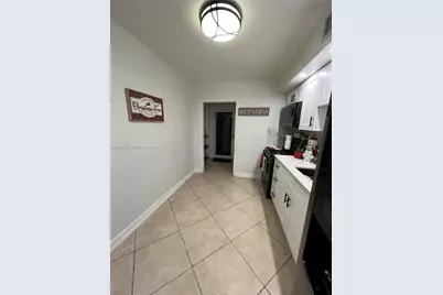 1461 E 9th Ct, Hialeah, FL 33010 - Photo 5