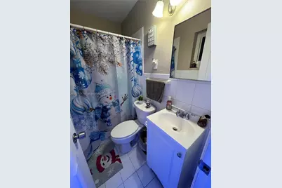 1461 E 9th Ct, Hialeah, FL 33010 - Photo 15