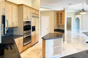 2579 Mayfair Ln, Weston, FL 33327 - Photo 13