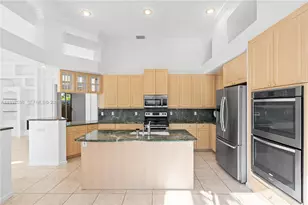 16053 Villa Vizcaya Pl, Delray Beach, FL 33446 - Photo 15