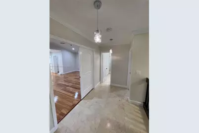 16820 NW 79th Pl, Miami Lakes, FL 33016 - Photo 15