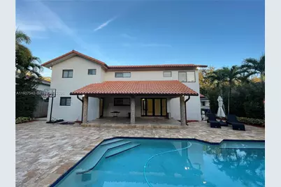 16820 NW 79th Pl, Miami Lakes, FL 33016 - Photo 9