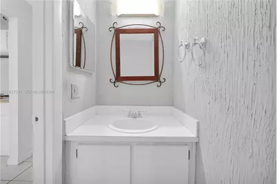 502 Westree Ln, Plantation, FL 33324 - Photo 13