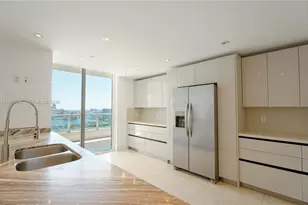 3330 NE 190th St, Aventura, FL 33180 - Photo 3