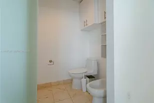 3330 NE 190th St, Aventura, FL 33180 - Photo 43