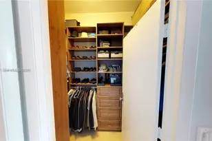 3330 NE 190th St, Aventura, FL 33180 - Photo 27