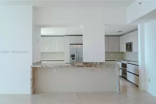 3330 NE 190th St, Aventura, FL 33180 - Photo 37