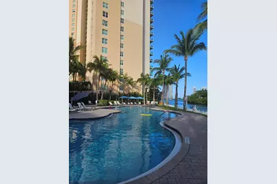 3330 NE 190th St #MPH15, Aventura, FL 33180 - Photo 37