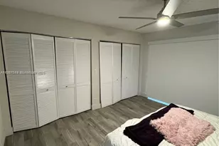 12032 S Las Palmas Dr, Pembroke Pines, FL 33025 - Photo 19