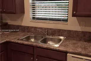 394 NE 37th Ave, Homestead, FL 33033 - Photo 13