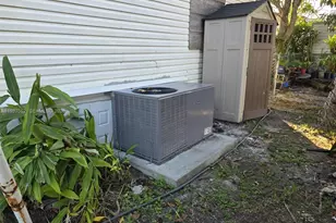 19800 SW 180th Ave, Miami, FL 33187 - Photo 17