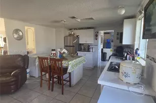 19800 SW 180th Ave, Miami, FL 33187 - Photo 11