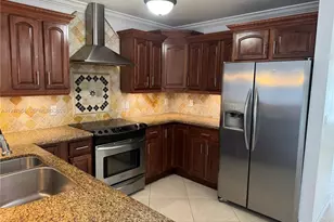 6580 Lake Blue Dr, Miami Lakes, FL 33014 - Photo 5