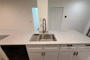 9517 NW 2nd Pl, Coral Springs, FL 33071 - Photo 21