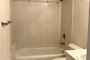 6400 NW 114th Ave, Doral, FL 33178 - Photo 11