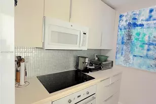 5900 Collins Ave, Miami Beach, FL 33140 - Photo 13