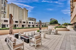 1800 NE 114th St, Miami, FL 33181 - Photo 25