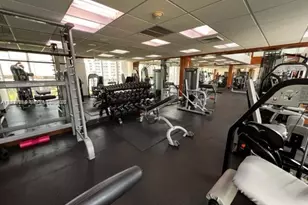 31 SE 5th St, Miami, FL 33131 - Photo 25