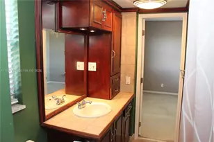 900 NE 18th Ave, Fort Lauderdale, FL 33304 - Photo 7